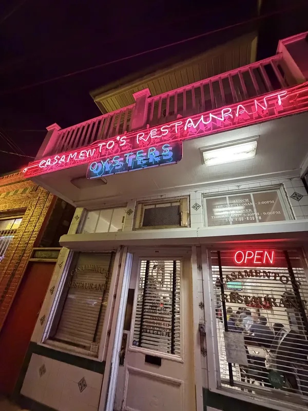 Casamento's restaurant