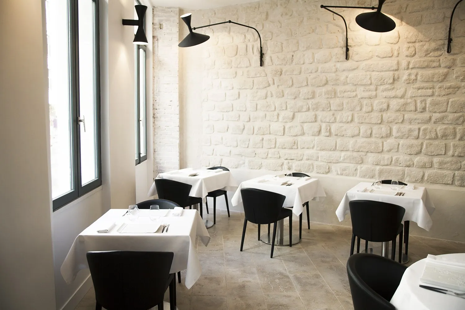 PAGES Paris — 16th arrondissement / Passy dining room