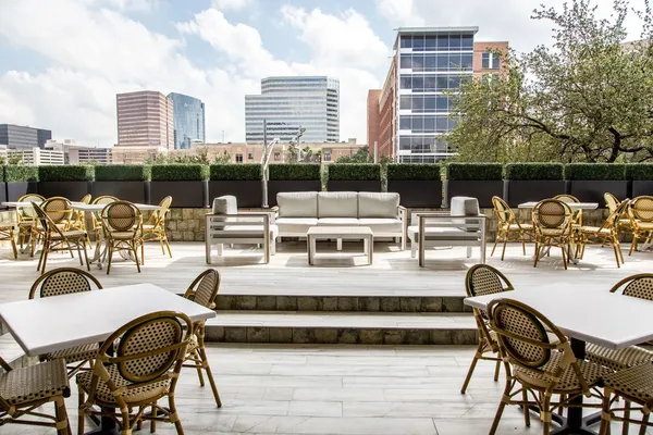 The Annie Cafe Houston Galleria Benjamin Berg Berg Hospitality Continental mahogany bar restaurant interior