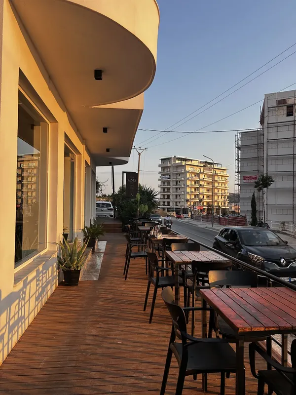 Nam Restaurant, Saranda