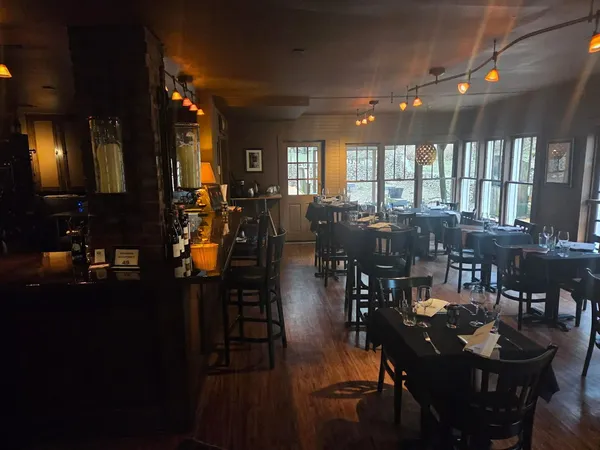 Petit Bistro French restaurant Bentonville