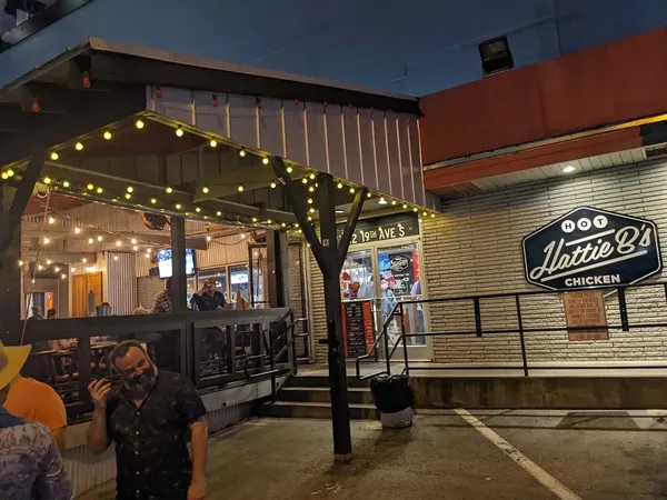 Hattie B's Hot Chicken Nashville hot chicken