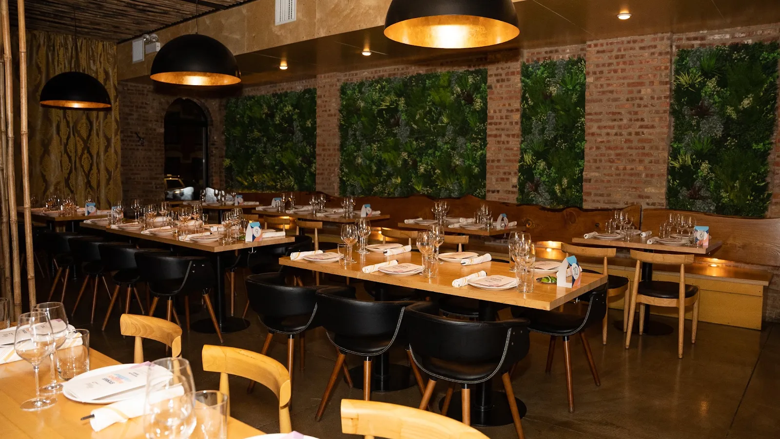 HaiSous #46 in Chicago Pilsen, Chicago dining room