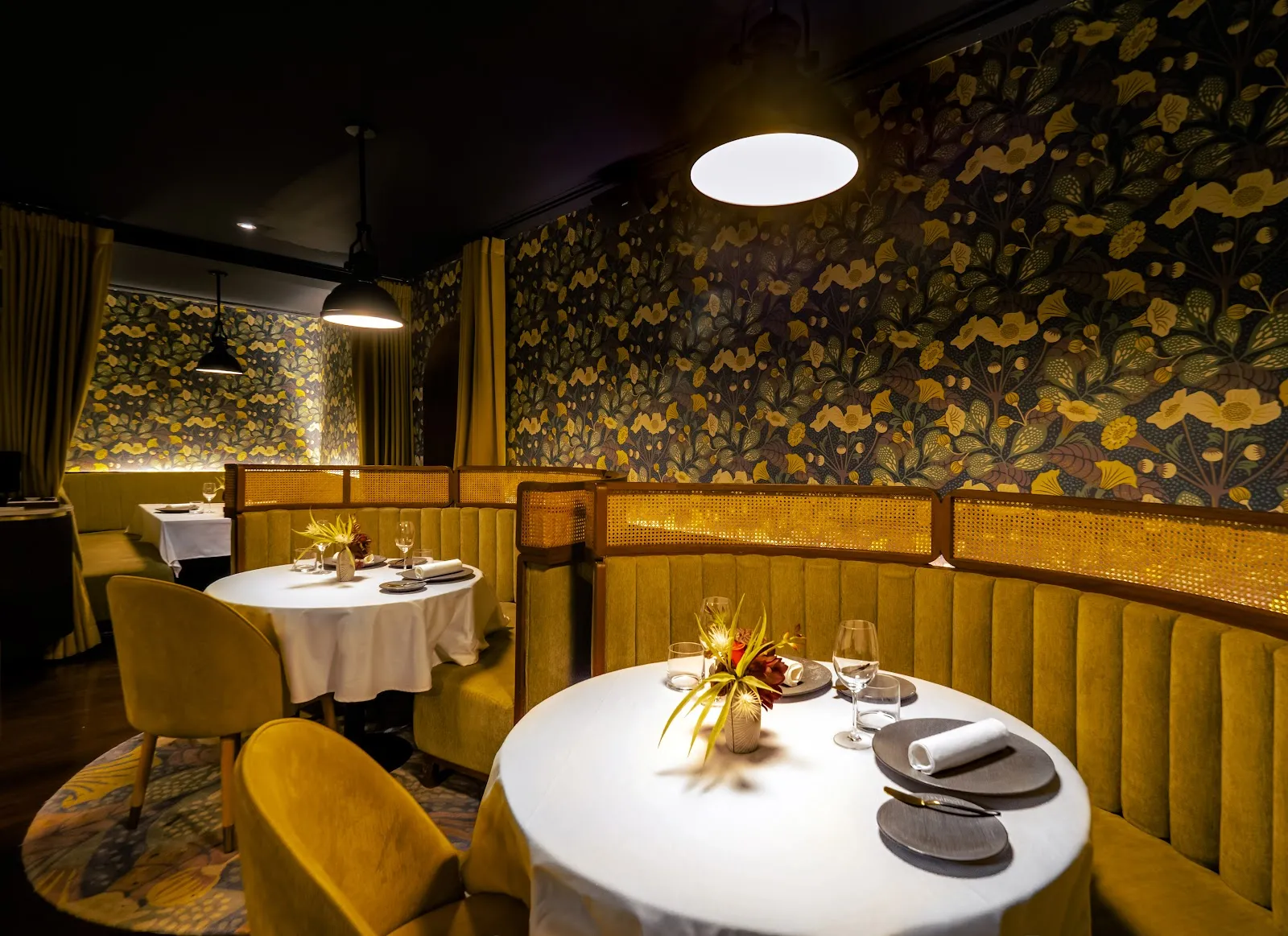 Dining room at Mia, Khlong Toei, Bangkok