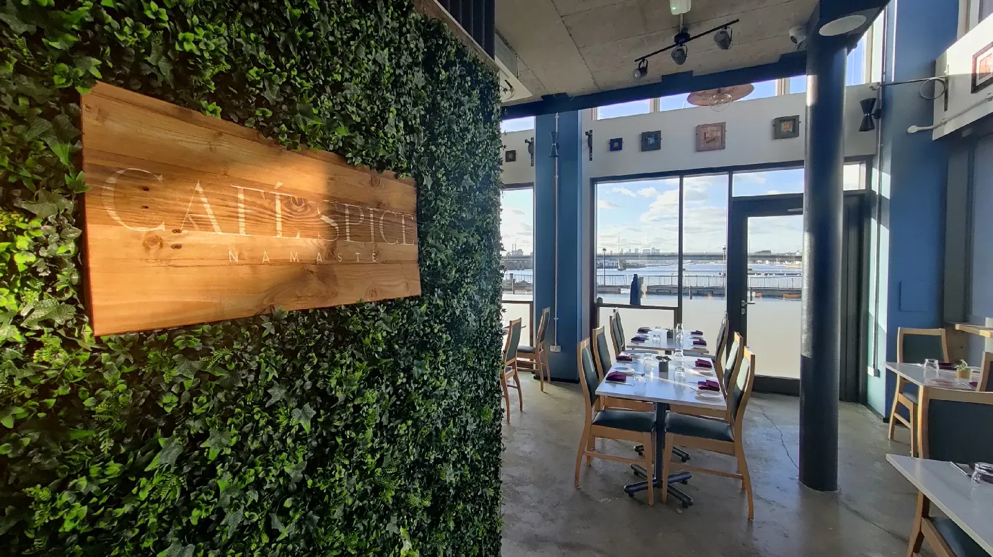 CAFE SPICE NAMASTE London — Tower Hill dining room
