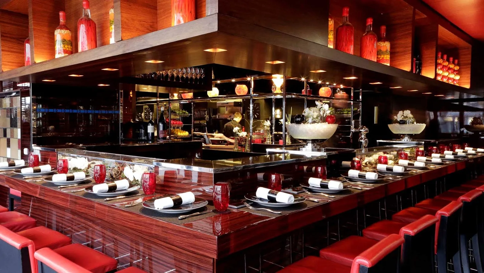 L'ATELIER JOËL ROBUCHON Paris — Saint-Germain-des-Prés / 7th arrondissement dining room