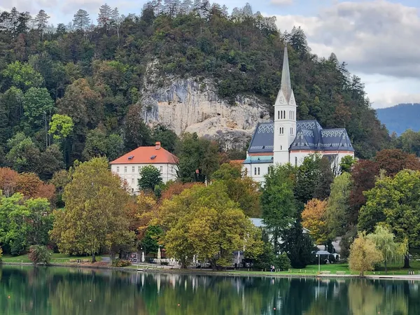 Sava Restaurant to Bled
