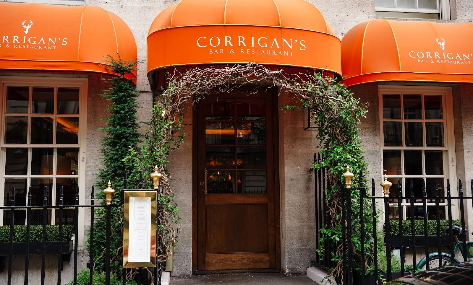 CORRIGAN'S MAYFAIR London — Mayfair dining room