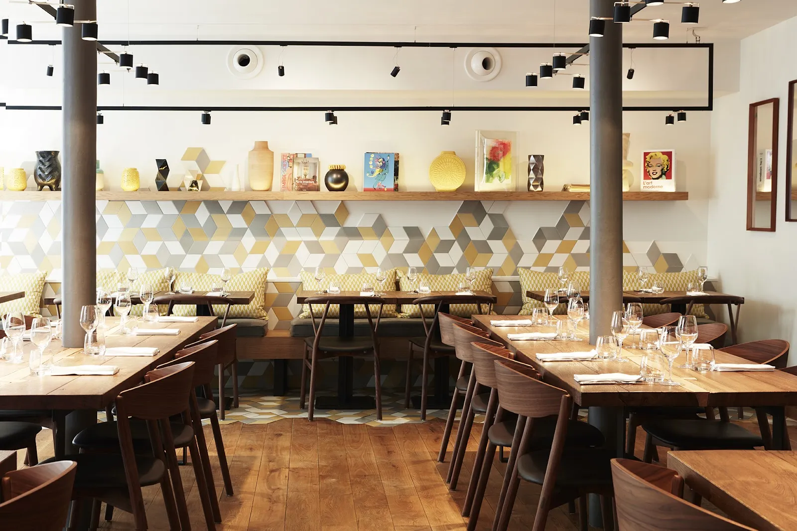 ELMER Paris — 3rd arrondissement / Haut-Marais dining room