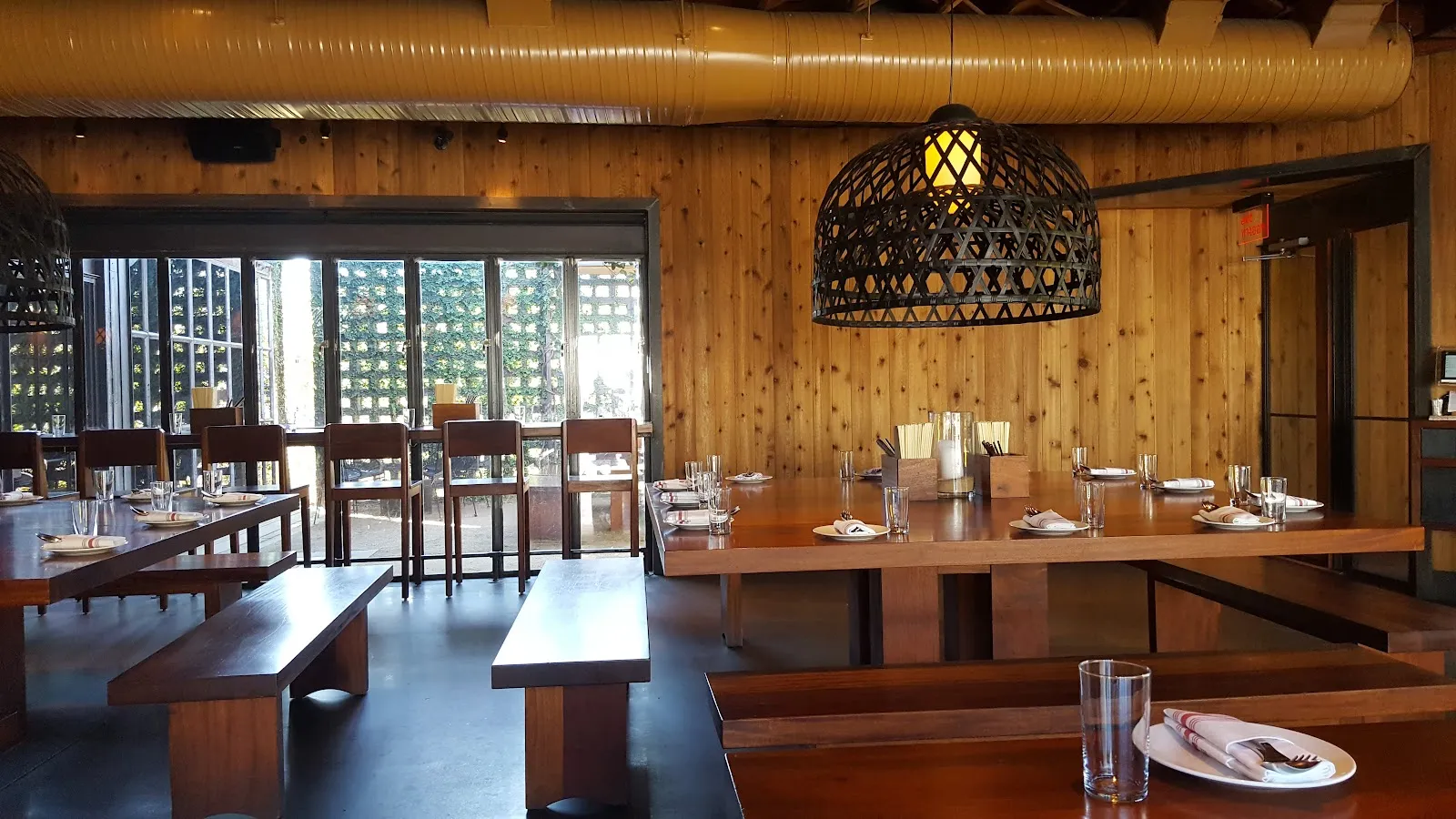 Sway Austin Modern Thai South 1st — Bouldin Creek dining room