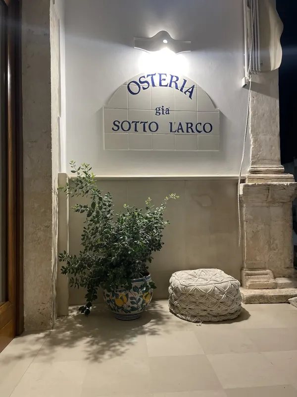 Gia Sotto l'Arco restaurant