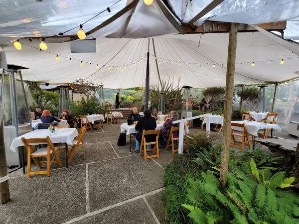 Little River Inn Restaurant coastal California ocean view Victorian dining