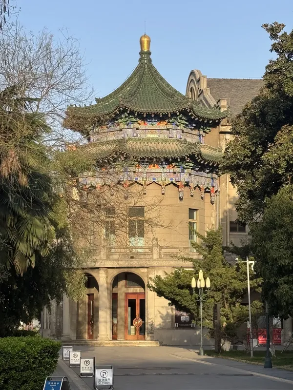 Yue Xian Ge Xi'an Contemporary Cantonese