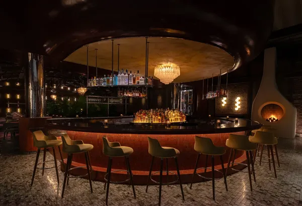 Le Coq La Jolla restaurant