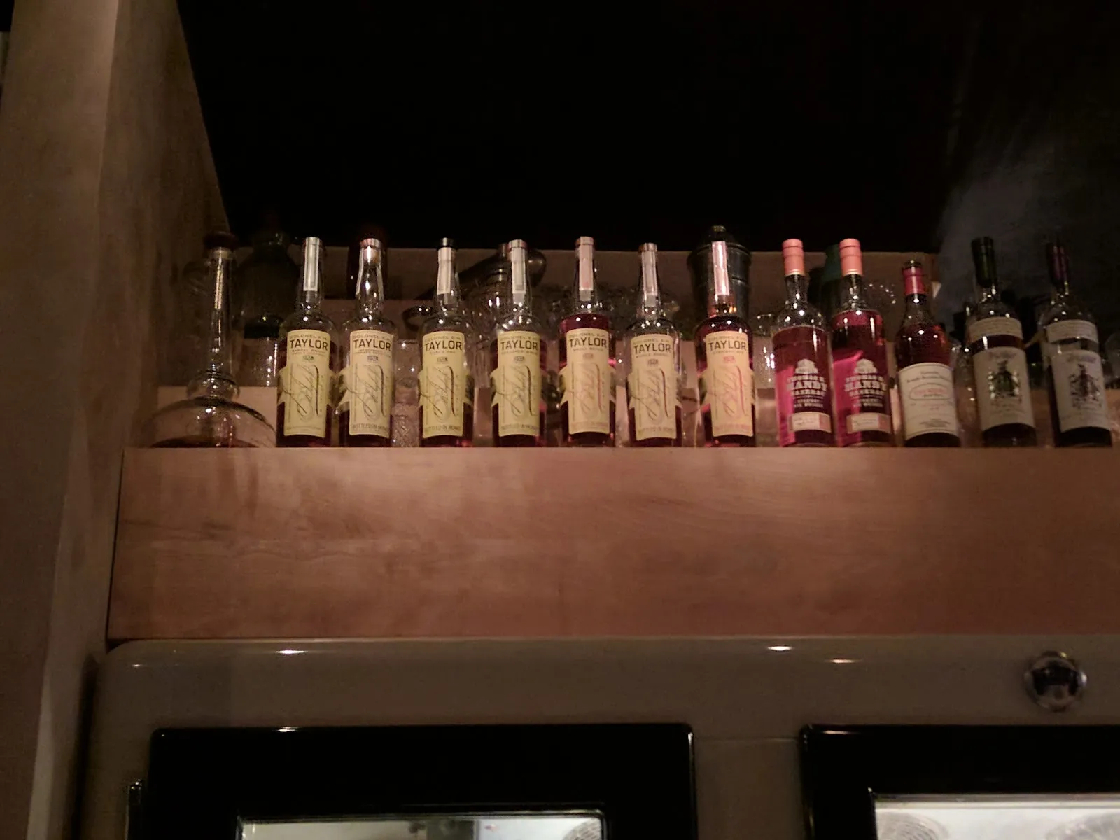 Sun Liquor Seattle Cocktail Distillery Capitol Hill — East Pine dining room