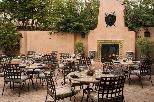 T. Cook's, Arcadia Phoenix