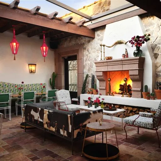 El Carlos Elegante Dallas Mexican Contemporary Design District dining room
