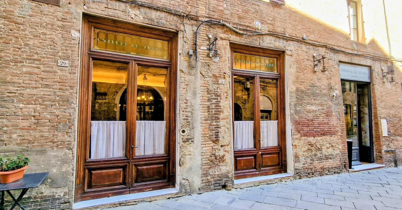 Osteria Le Logge dining room