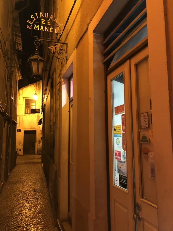 Zé Manel dos Ossos to Coimbra