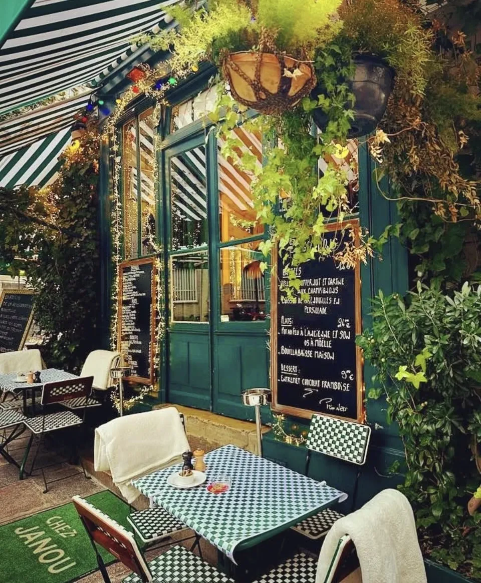 CHEZ JANOU Paris — 3rd arrondissement / Marais dining room