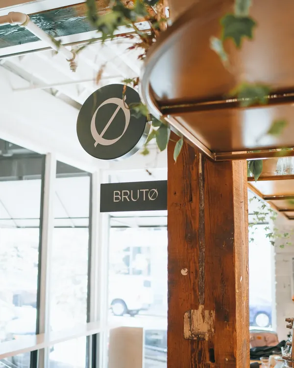 Brutø Denver Mexican contemporary restaurant