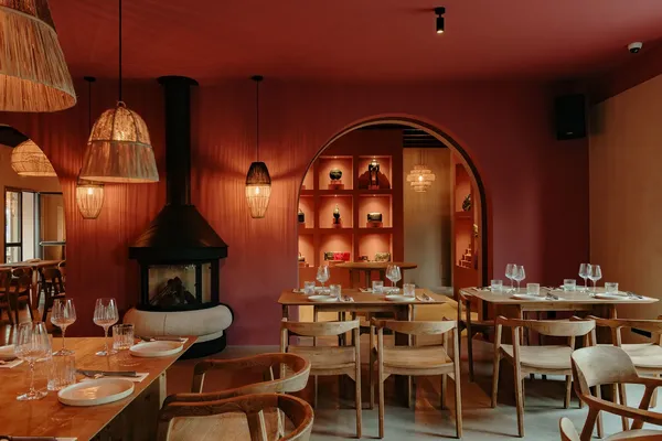 LU UM Ibiza wood fire seasonal organic local