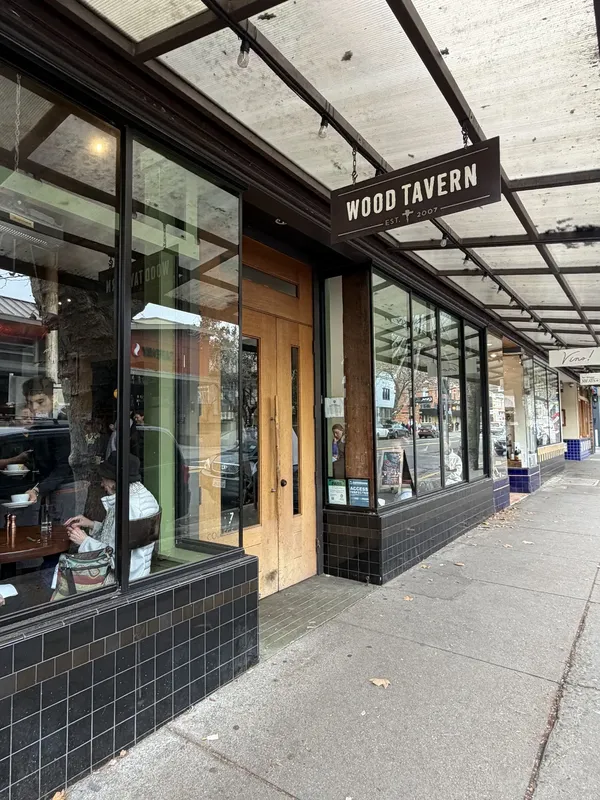 Wood Tavern College Avenue Oakland Rockridge