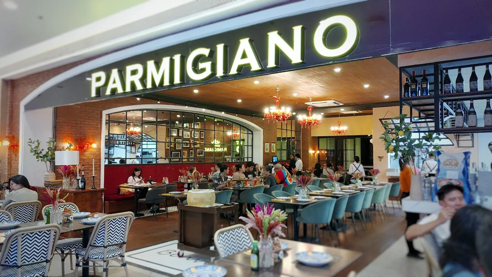Parmigiano Ristorante Almaty to Almaly dining room