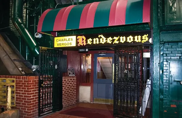 Charlie Vergos' Rendezvous Memphis Memphis Dry-Rub Barbecue restaurant