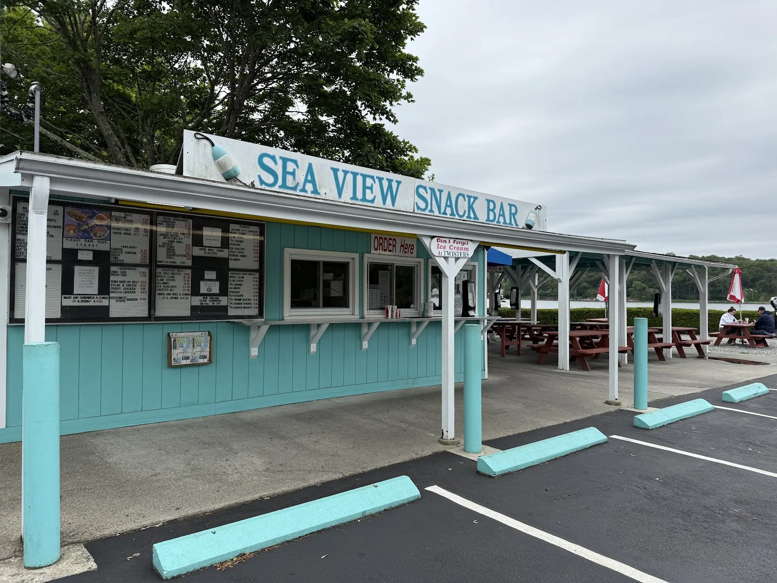 Sea View Snack Bar Mystic restaurant