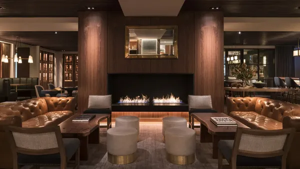 Bayou and Bottle Houston Four Seasons downtown Lamar cocktail tavern Forbes Four Star restaurant interior