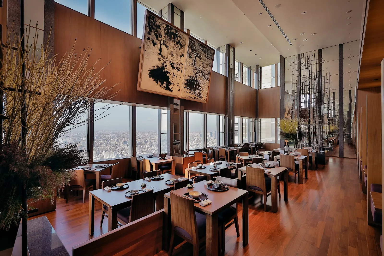 KOZUE Tokyo — Shinjuku / Park Hyatt dining room