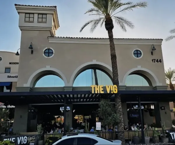 The Vig Dana Park Mesa Arizona gastropub American dining patio outdoor