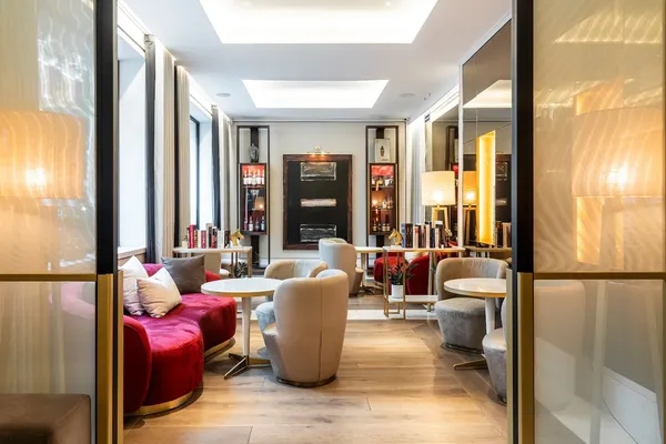 Saddle, Madrid