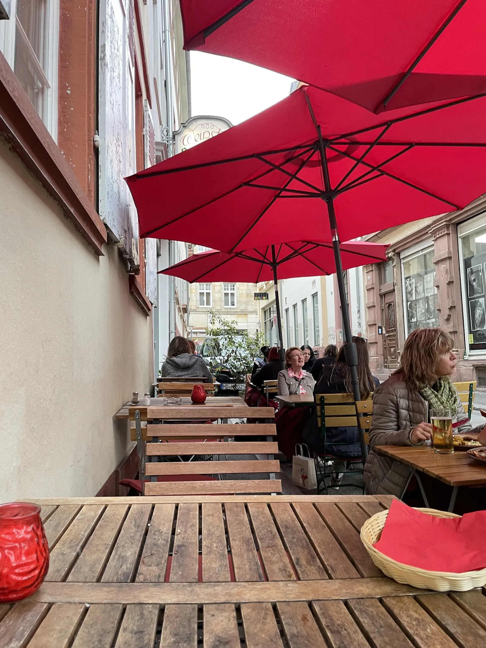 Wood-bench dining room at Weinstube Schnitzelbank, Bauamtsgasse, Heidelberg