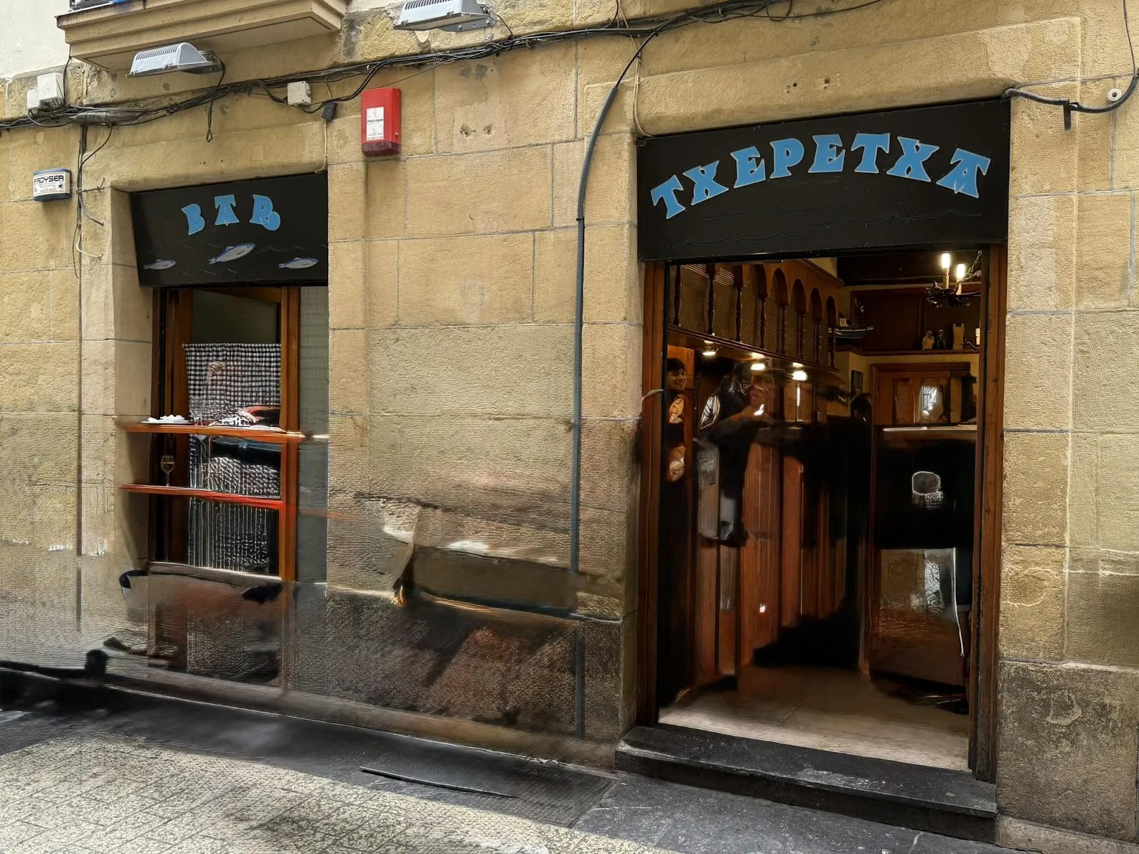Anchovy pintxos at Txepetxa, Parte Vieja San Sebastián
