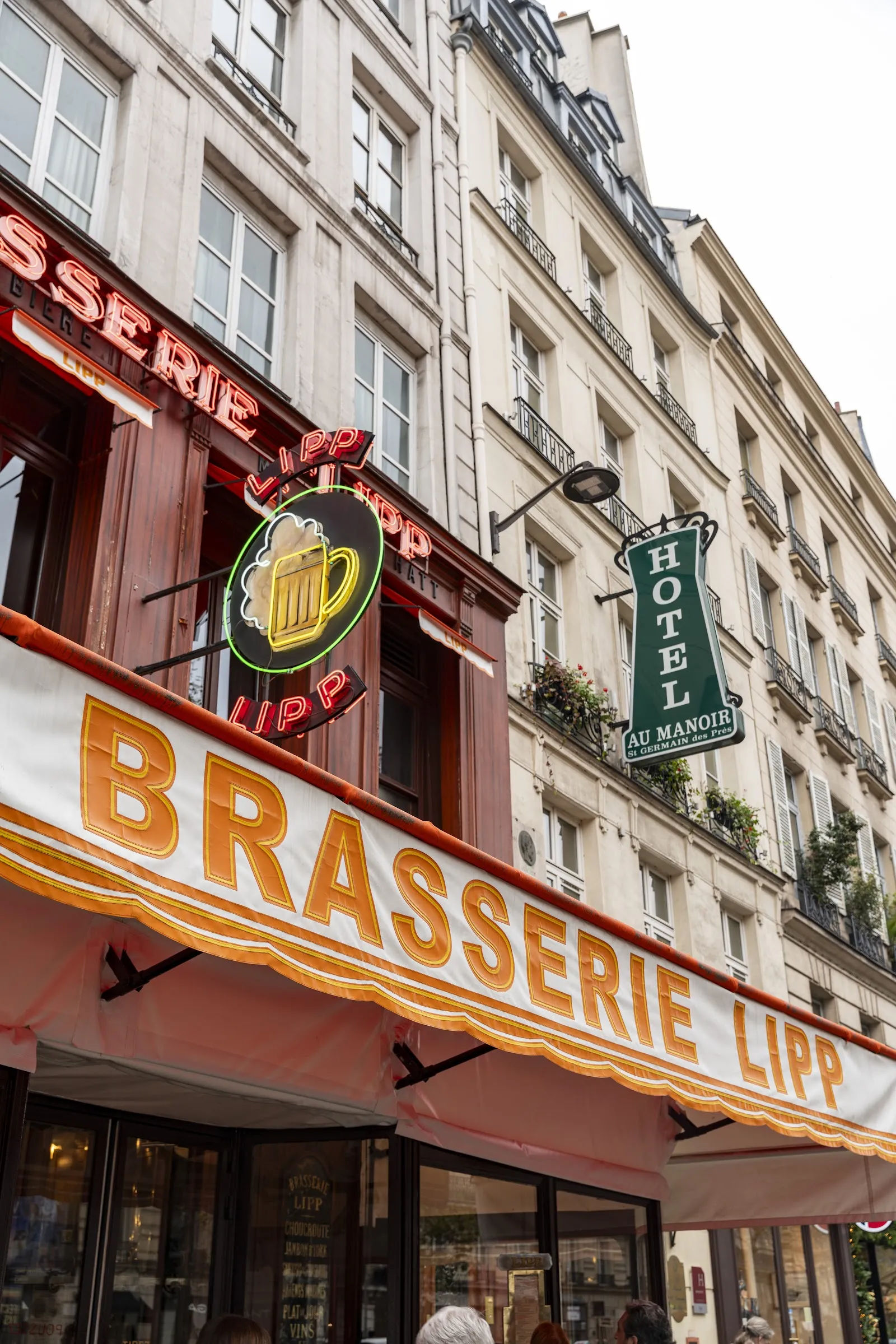 BRASSERIE LIPP Paris — Saint-Germain-des-Prés / 6th arrondissement dining room