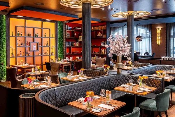 Carlton Restaurant Zurich — five star hotel fine dining panoramic views