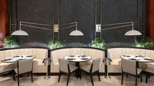 Edge Restaurant & Bar Denver steakhouse