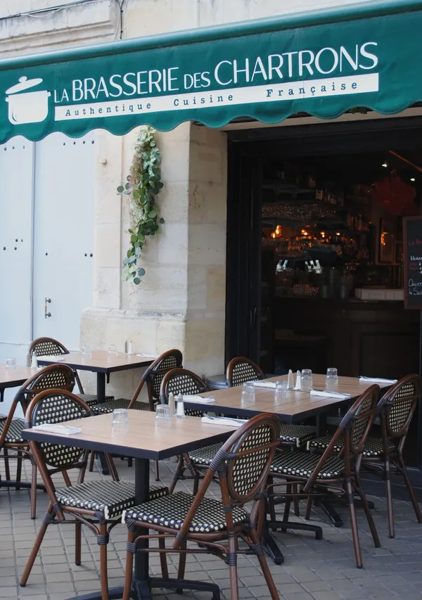 La Brasserie du Bord de l'Eau Bordeaux riverside Garonne shellfish wine