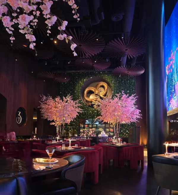 Three Thirty Three Asian steakhouse Tempe Watermark floor to ceiling windows