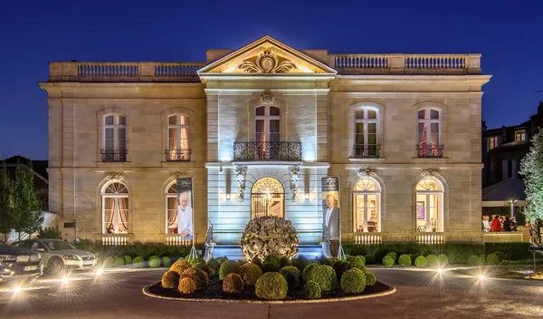 La Grande Maison de Bernard Magrez Bordeaux Pierre Gagnaire interior dining room