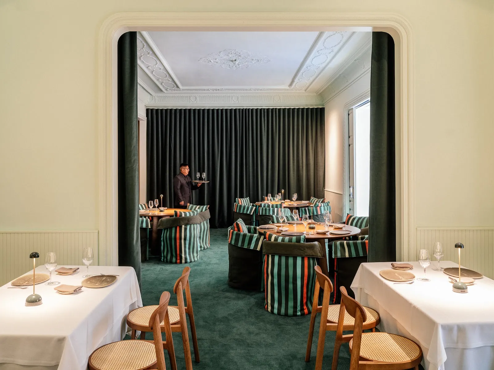 Modernist dining room and interior garden at Windsor, Eixample, Barcelona