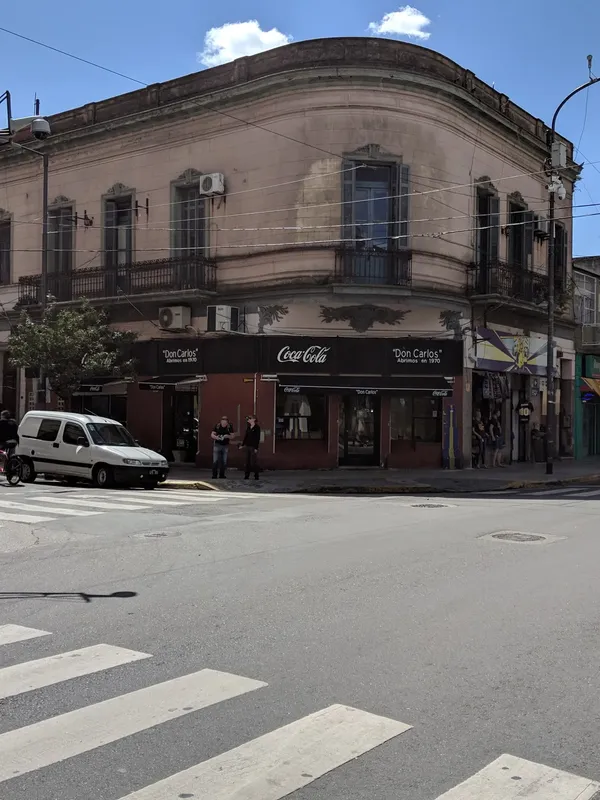 Don Carlos Buenos Aires La Boca Brandsen parrilla Maradona Bombonera 1971 family restaurant interior