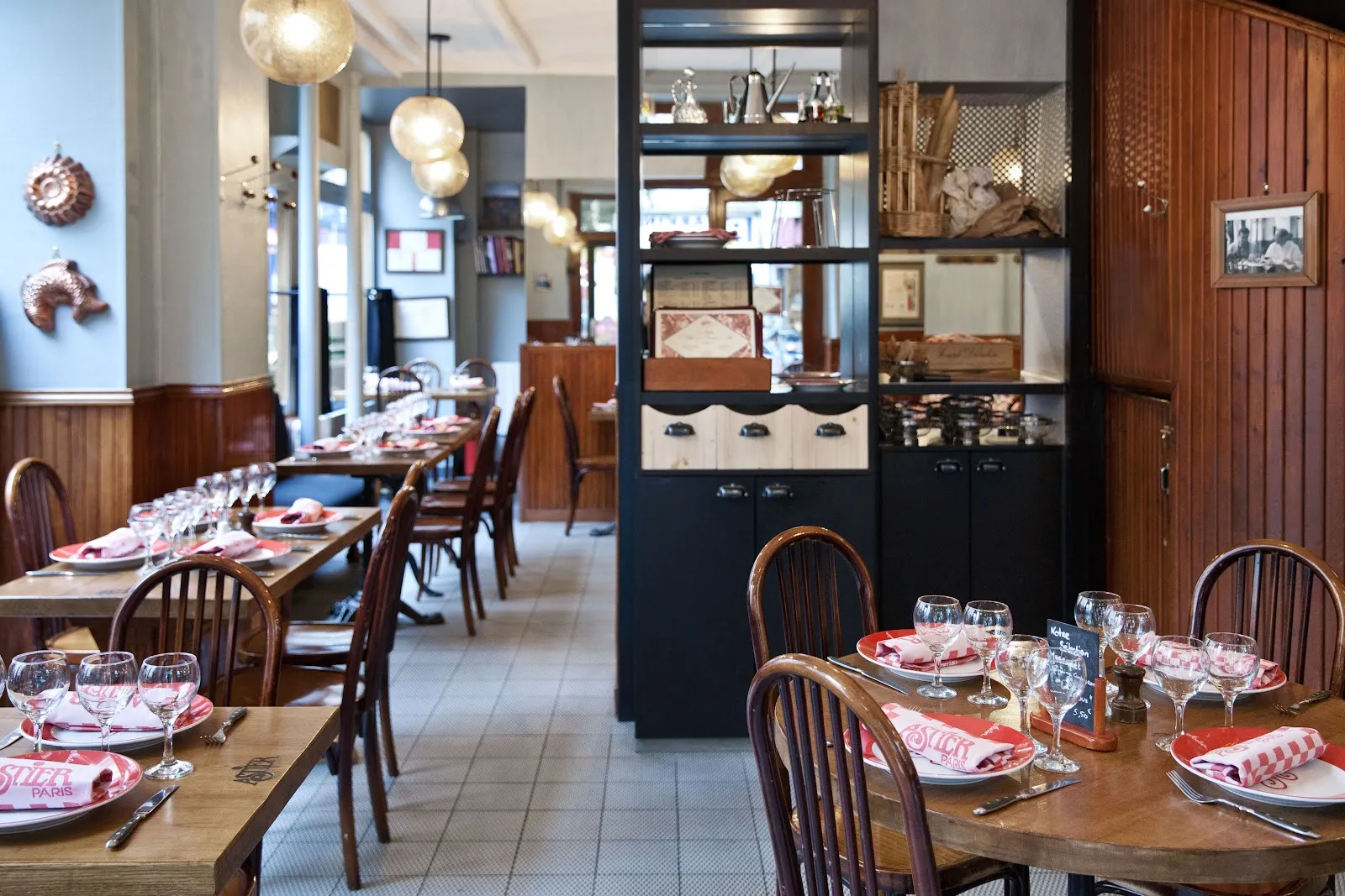 ASTIER Paris — 11th arrondissement / Oberkampf dining room