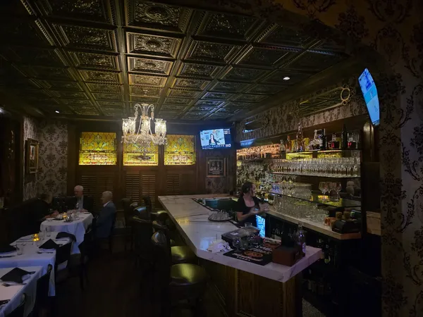 Jimmy Kelly's Steakhouse Nashville historic mansion Midtown since 1934