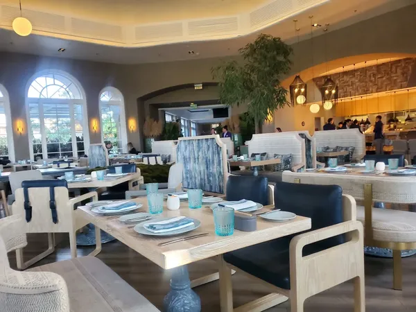 Knife & Spoon, Michelin · Grande Lakes
