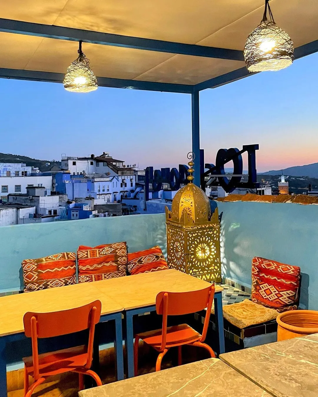 Café Clock dining room