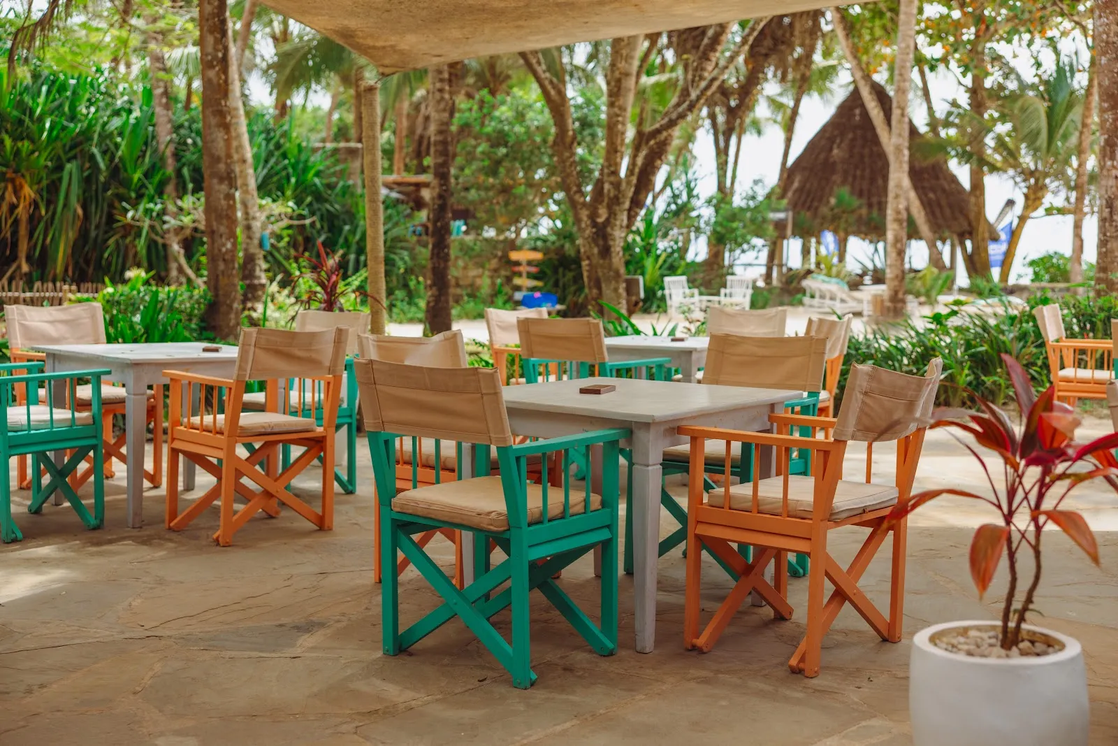 The Salty Squid dining room