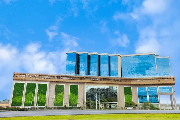 Acacia — Emara Ole Sereni restaurant